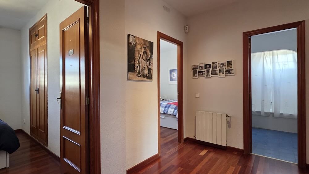 Property 2458 - Image 39